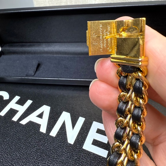 Authentic CHANEL Premiere watch gold black size L - Picture 9 of 14